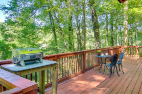 Hendersonville Creekside Cabin Near DuPont Forest